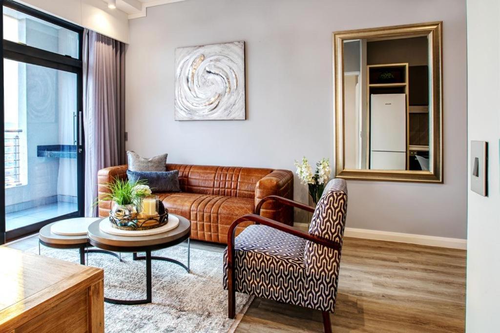 Menlyn Maine Residence Unit 1419 Pretoria-Noord Eksteriør bilde