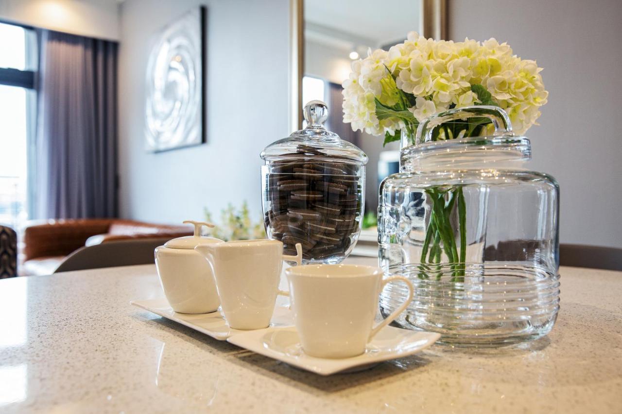Menlyn Maine Residence Unit 1419 Pretoria-Noord Eksteriør bilde