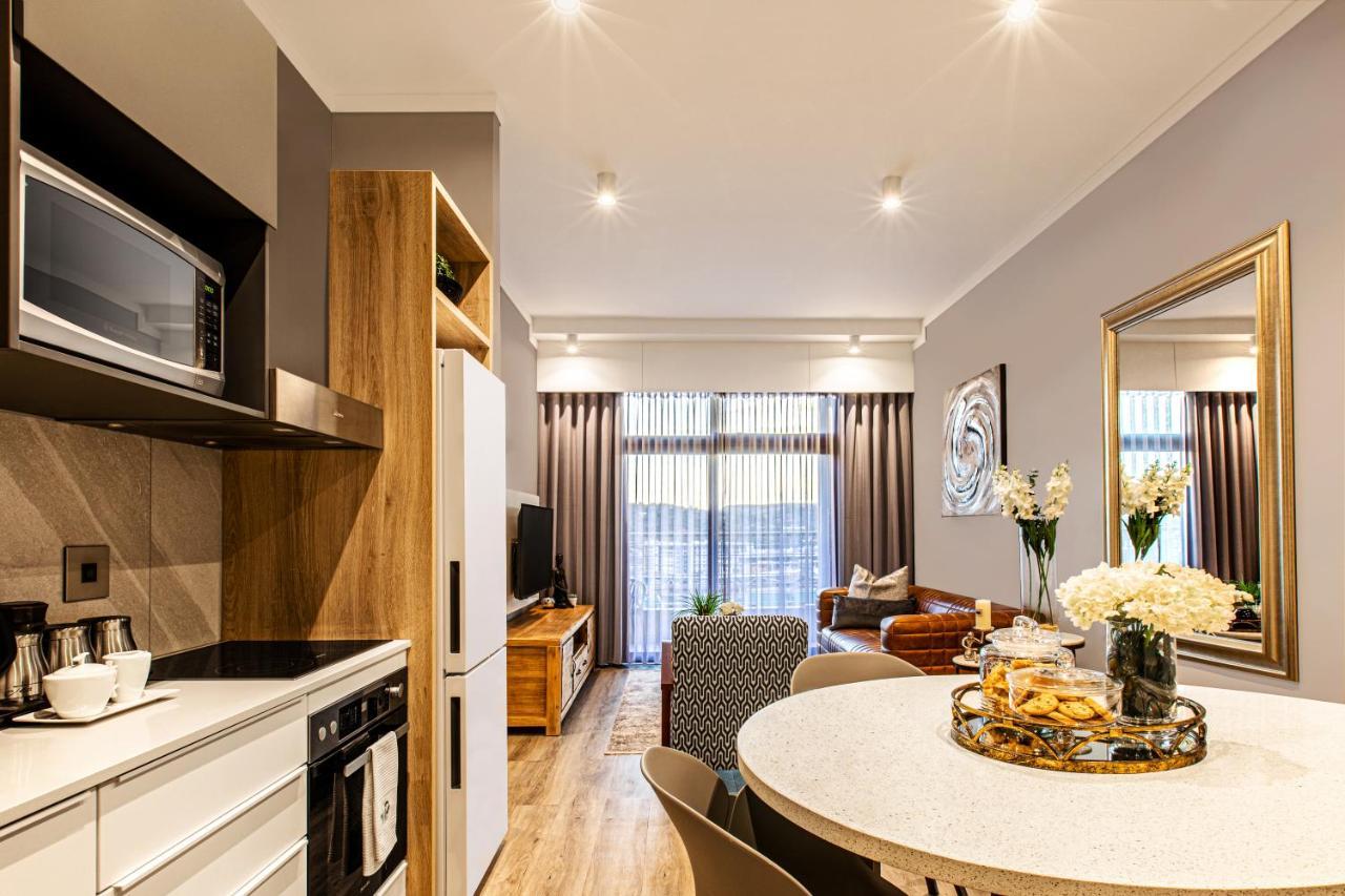 Menlyn Maine Residence Unit 1419 Pretoria-Noord Eksteriør bilde