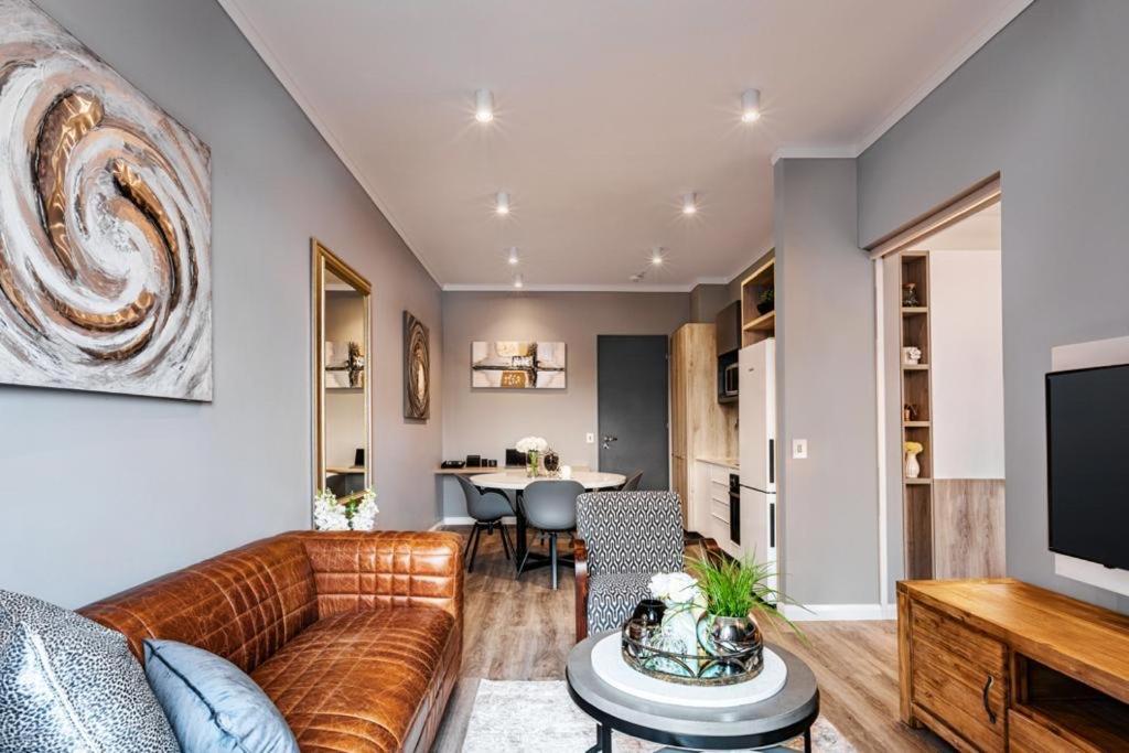 Menlyn Maine Residence Unit 1419 Pretoria-Noord Eksteriør bilde