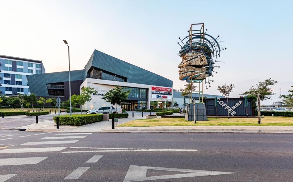 Menlyn Maine Residence Unit 1419 Pretoria-Noord Eksteriør bilde